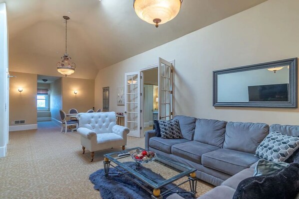 In- Suite Living Area