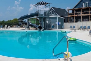 Branson Cove Outdoor Pool