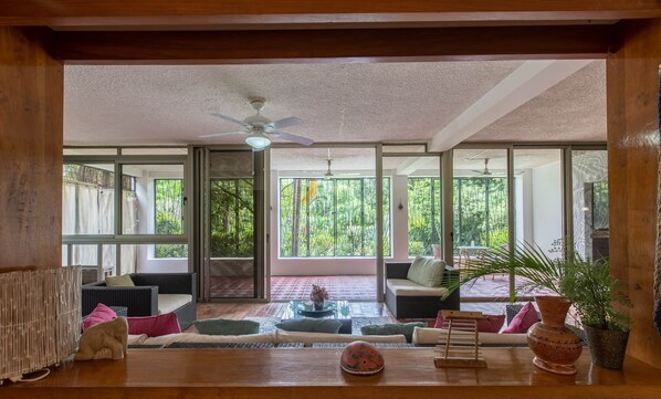 Living area (1)