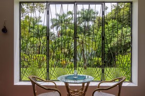 Enclosed Patio and jungle view