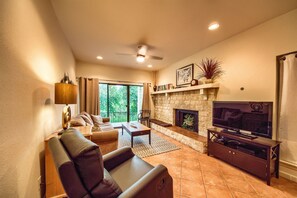 Perfect spot to relax after a long day on the river! Beautiful river views!
