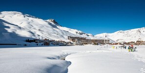 Snow and ski sports