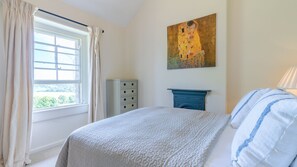 Bedroom Two, Peartree Cottage, Bolthole Retreats