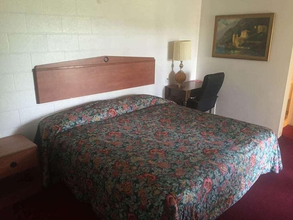 Comfortable King size bed!