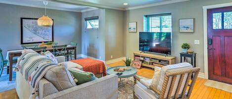 Huntington Beach Vacation Rental | 2BR | 3BA | 1,400 Sq Ft | 1 Step to Enter