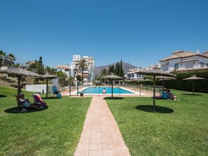 Schwimmbad, Resort, Freizeit, Thermae, Hotel, Ferienort, Gartenmöbel, Freizeitzentrum, Urlaub