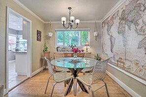 Dining Room | Dishware Provided | Single-Story Home