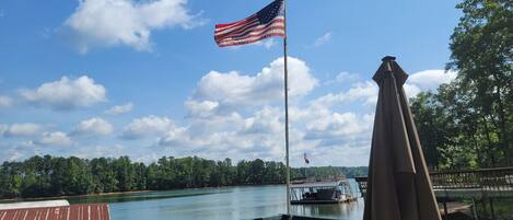 Quiet - yet deep - Cove conveniently located near the Gainesville Marina and the Sardis Creek launch