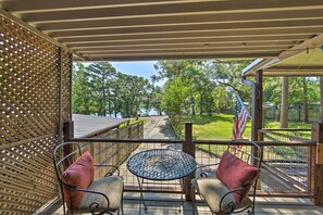 Porch | Single-Story Home