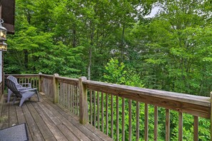 Deck | Forest Views | Free WiFi