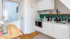 The kitchen comes well equipped with all the appliances you could require for the preparation of a delicious meal! #airbnb #airbnblisbon #portugal #pt #lisbon