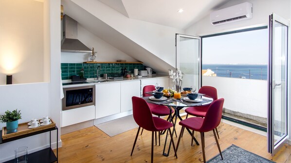 "The perfect spot for a meal with a view over the beautiful river" #airbnb #airbnblisbon #portugal #pt #lisbon