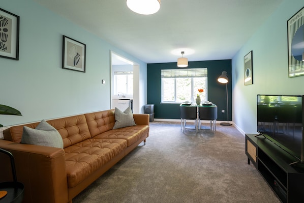 Living Room / Lounge