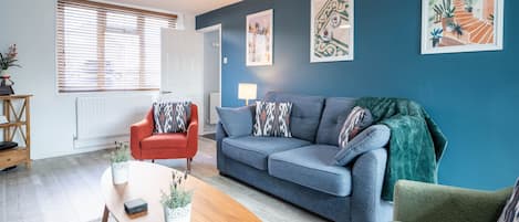 Living Room / Lounge