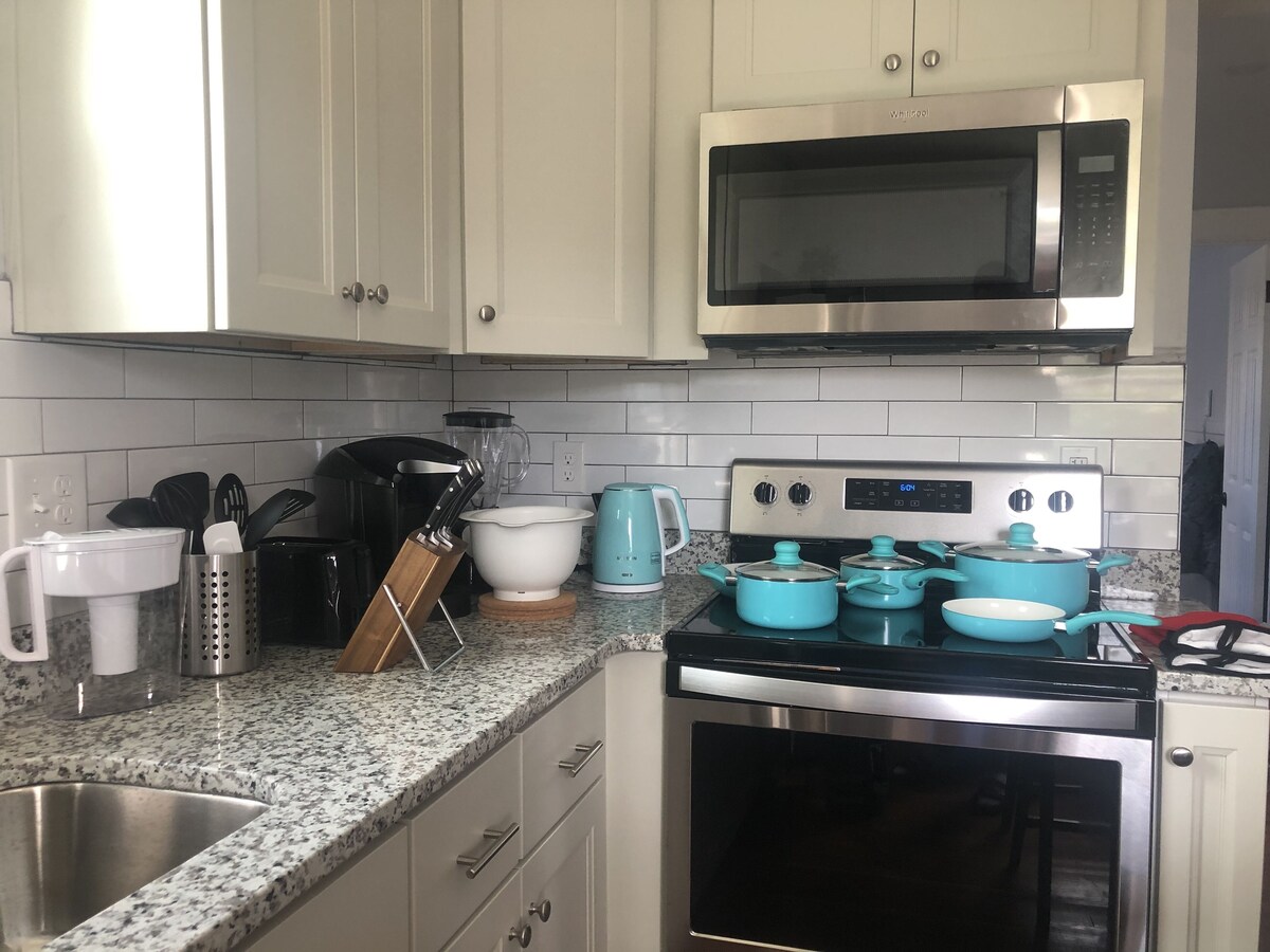 *20% OFF Newly Remodeled #4* 5min walk to the Beach, Amazing Virginia Pro Host.