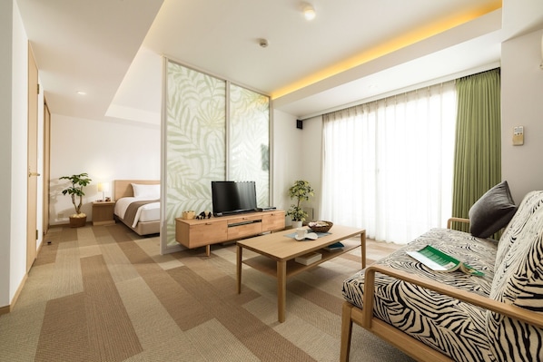Whole room