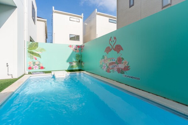 Private Pool