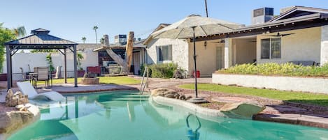 Peoria Vacation Rental | 3BR | 2BA | 1,543 Sq Ft | 1 Step Required