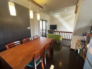 · Terrace (no pets allowed) Living room
