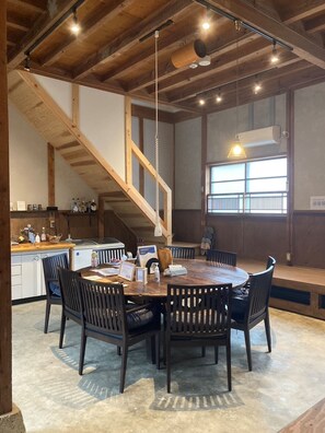 1st floor hall space