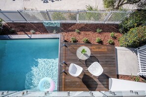 Pristine pool and deck area for spending days in the sun.