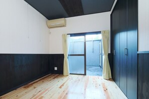 1F Western-style room