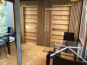 Rent Poem Box house in Kyoto | Japan Experience - Living / dining room