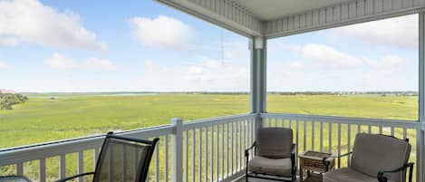 Screen Porch, Corner Condo with Panoramic Views