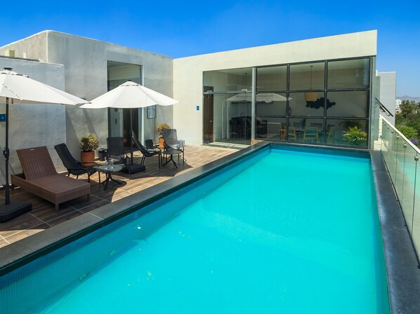 Rooftop pool