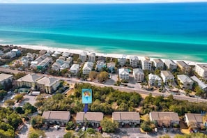 Literally steps away from the sugar sand of Seagrove Beach and turquoise waters of the gulf PLUS all of the amazing shopping and dining up and down 30A.