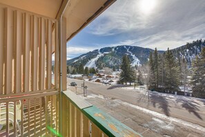 Balcony | Mountain View