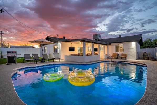 Pool