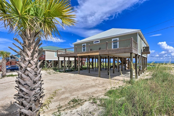 Dauphin Island Vacation Rental | 3BR | 2BA | Stairs Required | 1,485 Sq Ft