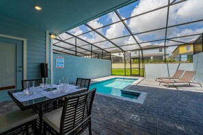 Covered Patio for outdoordining