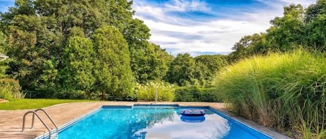 Pool with diving board