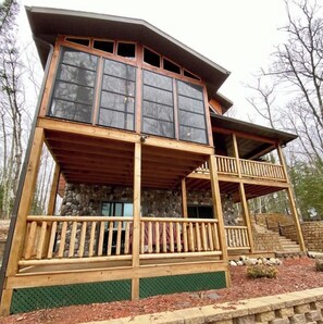 Sunroom, 2 deck levels