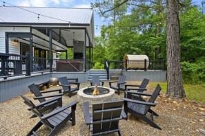 " Gather around our outdoor fire pit for smores, stories, and unforgettable nights under the blanket of stars. Perfect for family bonding or a romantic evening. "