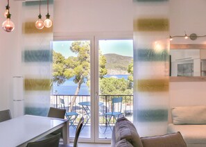 Livingroom with seaview-Marea-Elba Island
