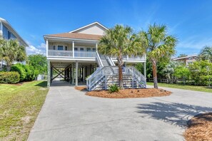 Lollipops Beach House