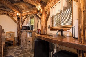 Experience the beauty of the Laurel Highlands. Book your mountain getaway today.
We offer the most unique collection of vacation homes in Laurel Highlands. From a cozy couple's getaway to a sprawling 400-acre private retreat, we have the perfect accommodations for your destination getaway.