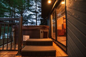 Master bedroom to Hot Tub