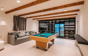 Spielezimmer