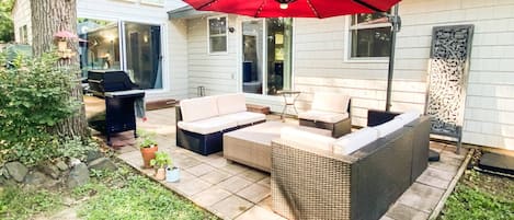 Family Times' private furnished backyard - perfect for kids and the dog!