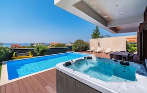 pool