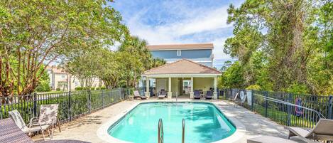 Arborgate Turtle Landng Villa at 14367 Arborgate Drive - Arborgate pool and facilities are just short walk away from Turtlle Landing.