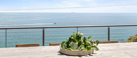 BBQ Equipped Balcony with Outdoor Dining