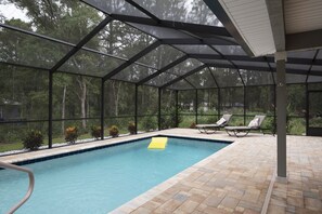 Heated Pool (2)