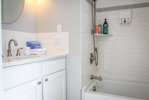 Ensuite bathroom  - newly remodeled!