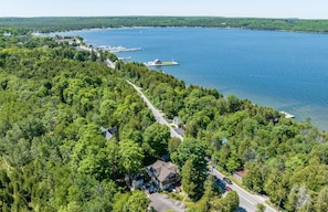 Surrounded by lush greenery, 1/4 mi away from the water, and super close to downtown!