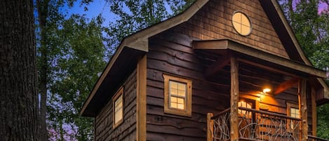 Experience 1 of 3 unique treehouse cabins in the beautiful Smoky Mountains! 